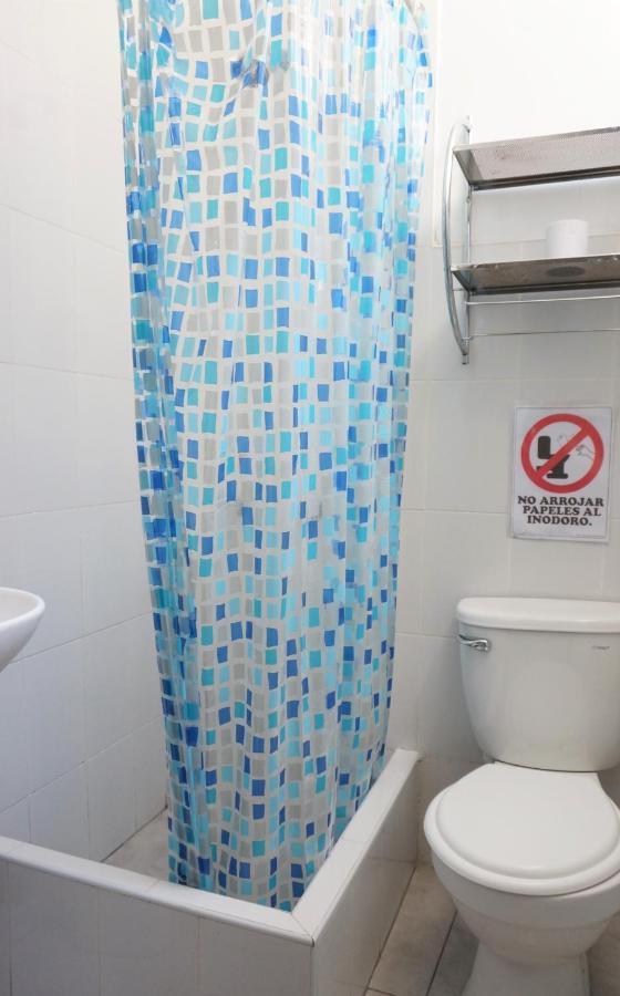 Aypa Hostal Trujillo Buitenkant foto