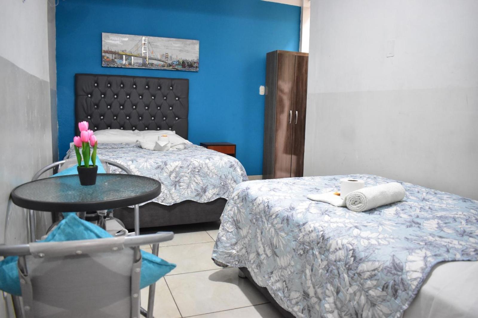 Aypa Hostal Trujillo Buitenkant foto