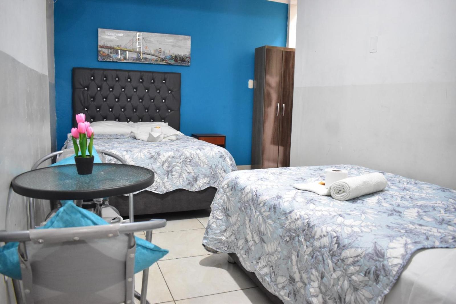 Aypa Hostal Trujillo Buitenkant foto