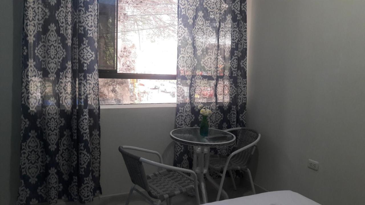Aypa Hostal Trujillo Buitenkant foto