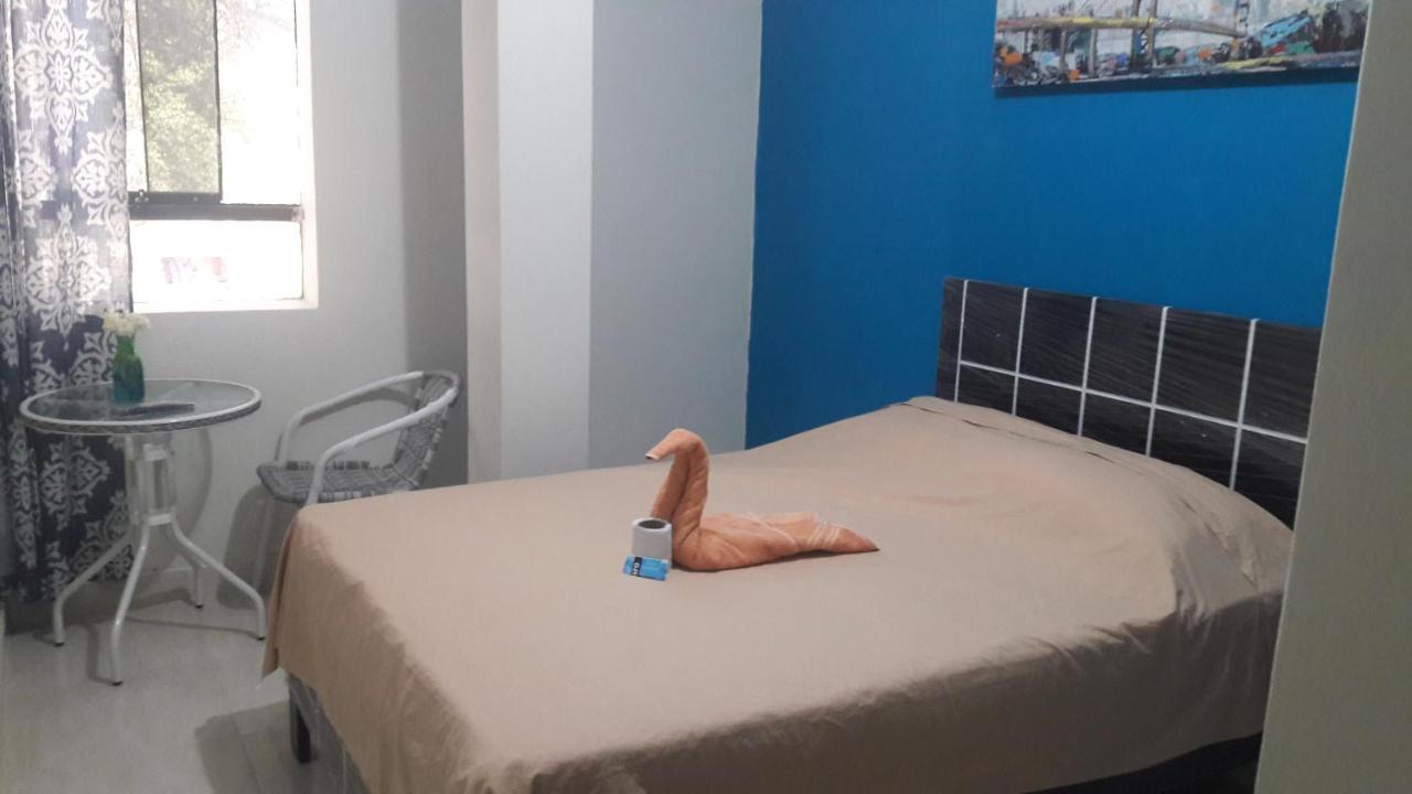 Aypa Hostal Trujillo Buitenkant foto